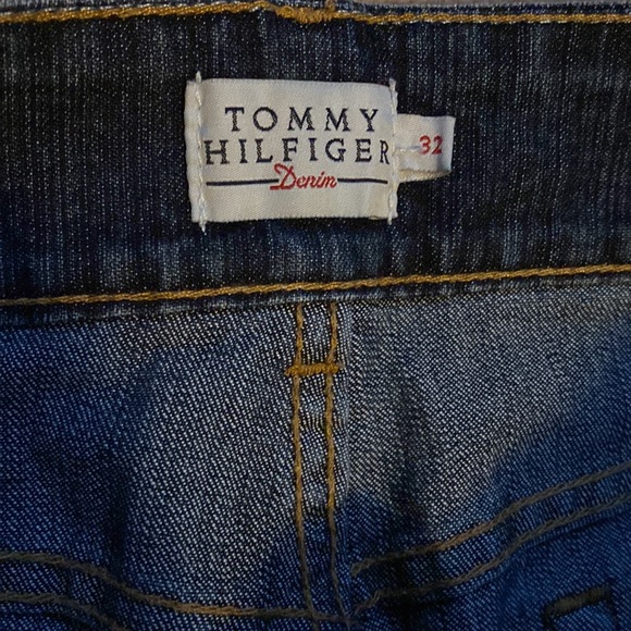 Tommy Hilfiger Karine boot cut jeans sz 32 - Picture 3 of 7